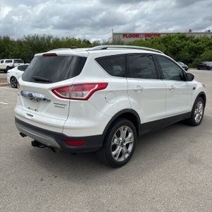 FORD ESCAPE TITANIUM - 8