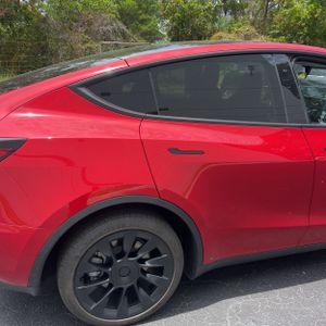 TESLA MODEL Y LONG RANGE - 9