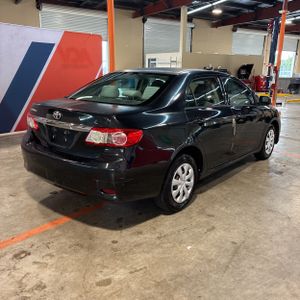2013 Toyota COROLLA L photo 8