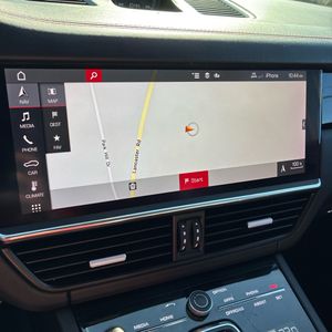 صورة 43 لـ 2021 Porsche CAYENNE GTS