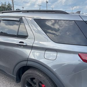 FORD EXPLORER ST - 5