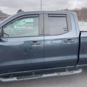 CHEVROLET SILVERADO 1500 CUSTOM - 4