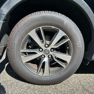 2016 Toyota RAV4 XLE 照片 19