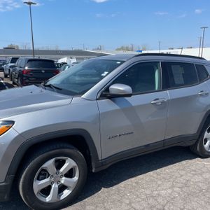 JEEP COMPASS LATITUDE - 2