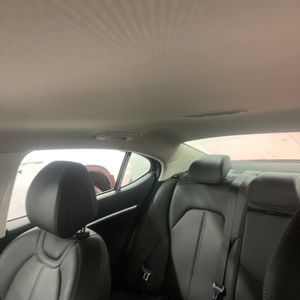 صورة 40 لـ 2026 Genesis G70 2.5T STANDARD