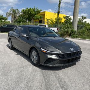 صورة مصغرة 12 لـ 2024 Hyundai ELANTRA SE