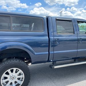 FORD F-250 SUPER DUTY LARIAT - 9