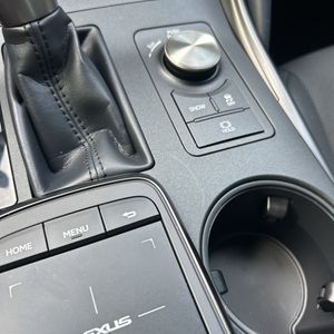 2025 Lexus IS 300 BASE 缩略图 60