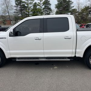 FORD F-150 LARIAT - 4