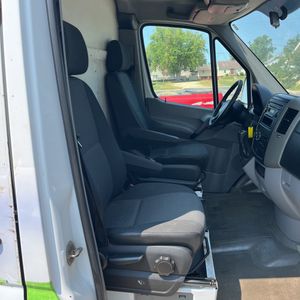 2011 Mercedes-BENZ SPRINTER 2500 照片 32