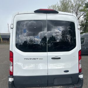 FORD TRANSIT 250 - 7