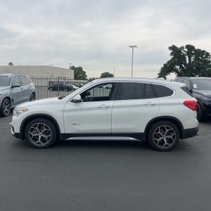 BMW X1 XDRIVE28I - 3