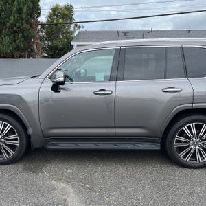 LEXUS LX 600 LUXURY - 4
