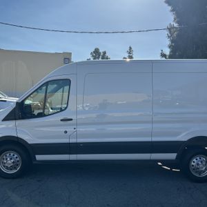 Ford Transit-250 Cargo Van - 4