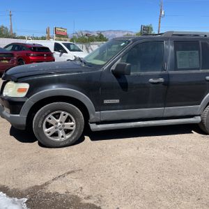 FORD EXPLORER XLT - 2