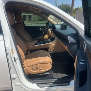 صورة 33 لـ 2021 Genesis GV80 3.5T