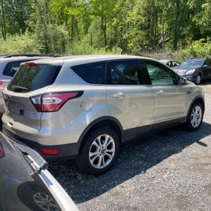 FORD ESCAPE SE - 6