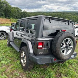 2018 JEEP WRANGLER UNLIMITED SAHARA — фото 5