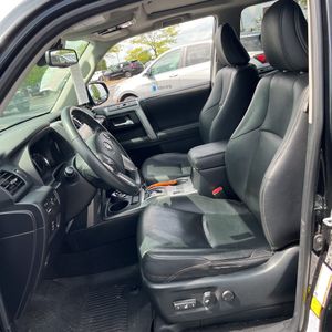 2020 Toyota 4RUNNER LIMITED thumbnail 32