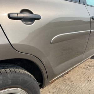 صورة مصغرة 57 لـ 2011 Toyota RAV4 BASE