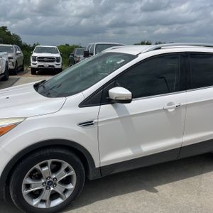 FORD ESCAPE TITANIUM - 2