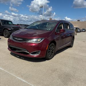 CHRYSLER PACIFICA TOURING L - 1