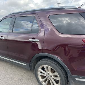 FORD EXPLORER LIMITED - 6