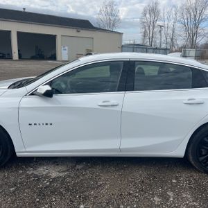 CHEVROLET MALIBU 1LT - 4