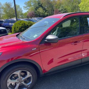 FORD ESCAPE ST-LINE - 2