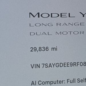 2024 Tesla MODEL Y LONG RANGE 缩略图 37