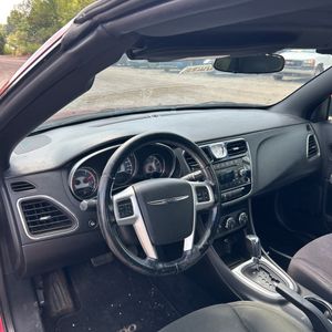 صورة مصغرة 34 لـ 2011 Chrysler 200 TOURING
