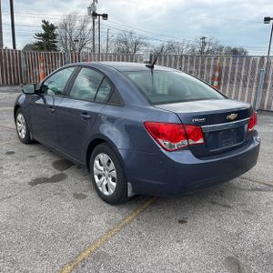 CHEVROLET CRUZE LS AUTO - 3