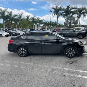 صورة 10 لـ 2019 Nissan SENTRA S