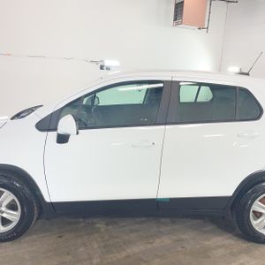 CHEVROLET TRAX LS - 4