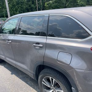 صورة 6 لـ 2018 Toyota HIGHLANDER LE
