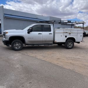 CHEVROLET SILVERADO 2500HD WORK TRUCK - 3