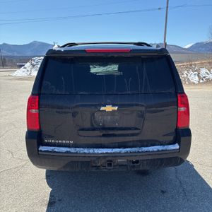 CHEVROLET SUBURBAN LT - 7