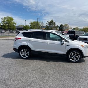 FORD ESCAPE TITANIUM - 10