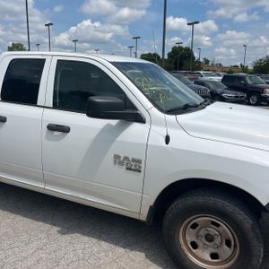 2019 RAM 1500 CLASSIC TRADESMAN — фото 13