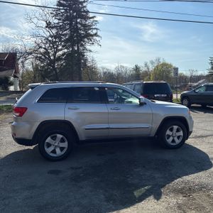 JEEP GRAND CHEROKEE LAREDO - 10
