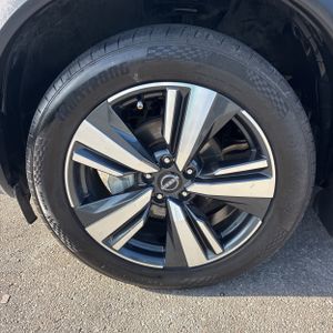 صورة مصغرة 17 لـ 2023 Nissan ROGUE SL