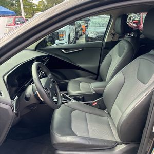 2023 KIA NIRO EV WIND thumbnail 31