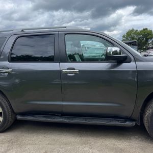 2019 Toyota SEQUOIA LIMITED 缩略图 11