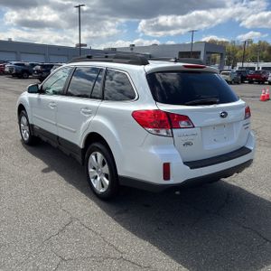 SUBARU OUTBACK 3.6R LIMITED - 5