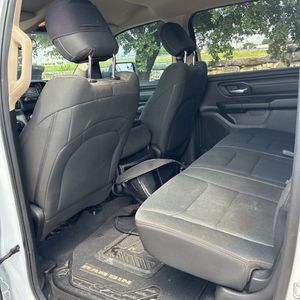 صورة مصغرة 33 لـ 2019 RAM 1500 TRADESMAN