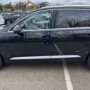 AUDI Q7 2.0T PREMIUM - 4