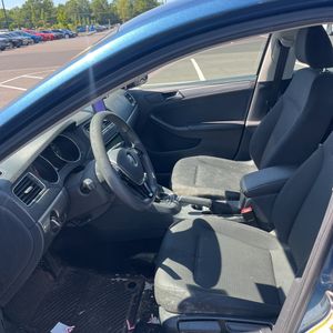 2015 Volkswagen JETTA SE 缩略图 32