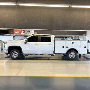 صورة 3 لـ 2025 Chevrolet SILVERADO 2500HD LT