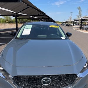 صورة 15 لـ 2024 Mazda CX-30 2.5 S CARBON EDITION