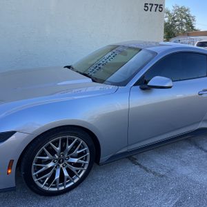 FORD MUSTANG ECOBOOST PREMIUM - 2